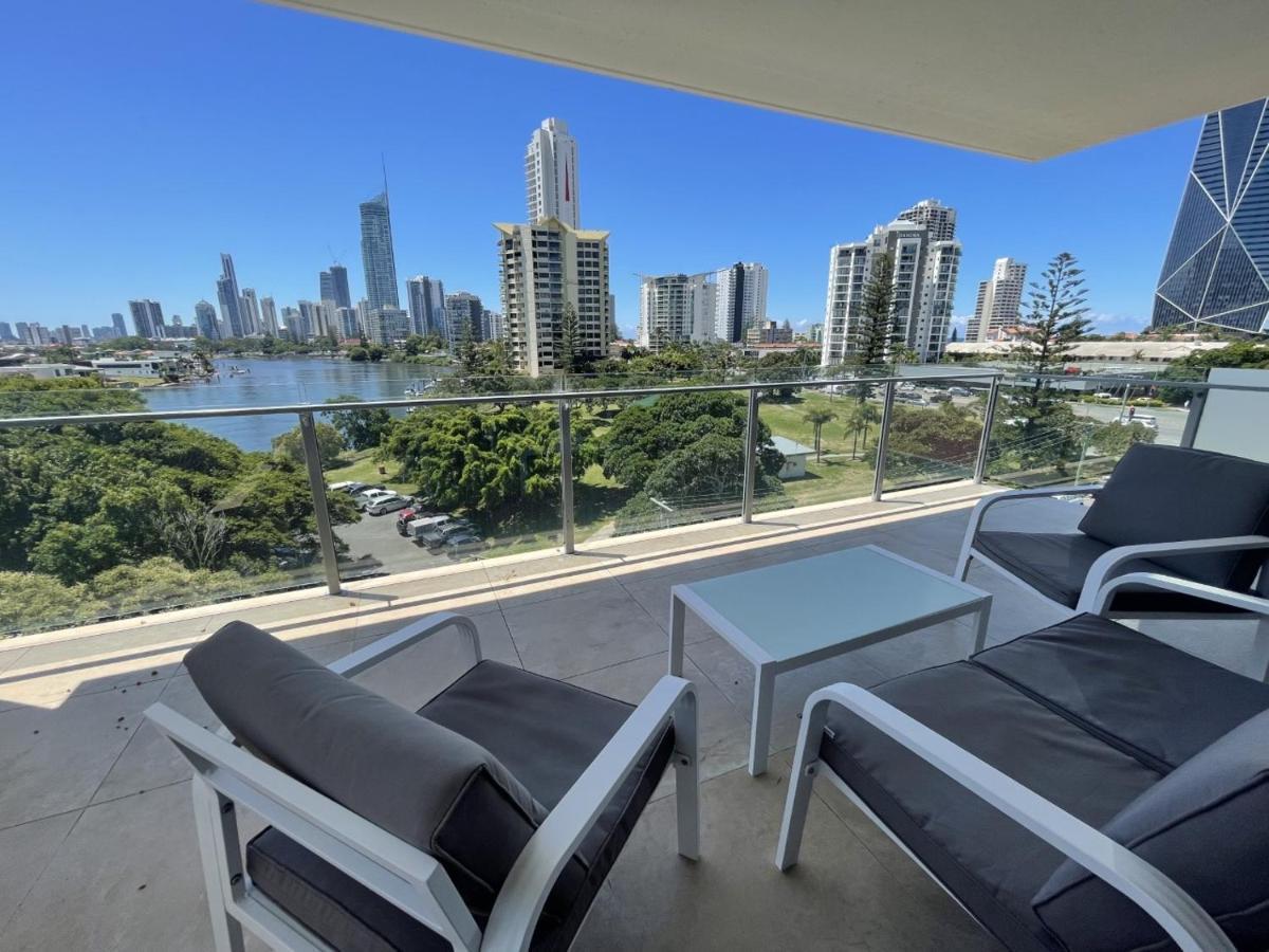 Ferienwohnung Serenity Surfers Paradise Gold Coast Exterior foto